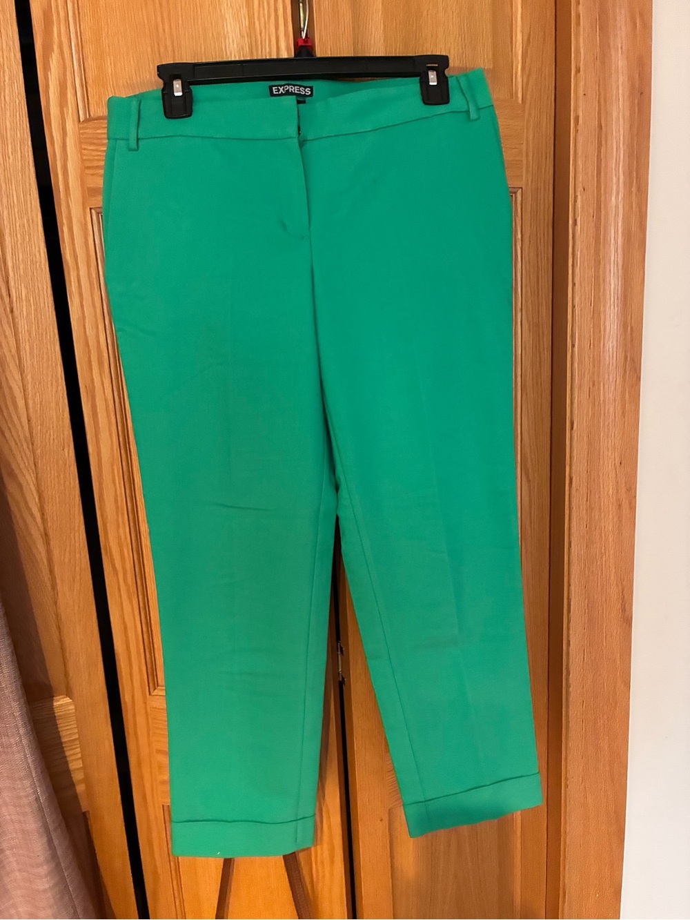 Express Women's Green Cropped Straight-Leg Ankle Pants